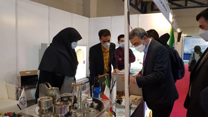 حضور فعال سازمان جهاددانشگاهی صنعتی شریف در نهمین دوره نمایشگاه تجهیزات و مواد آزمایشگاهی ایران ساخت